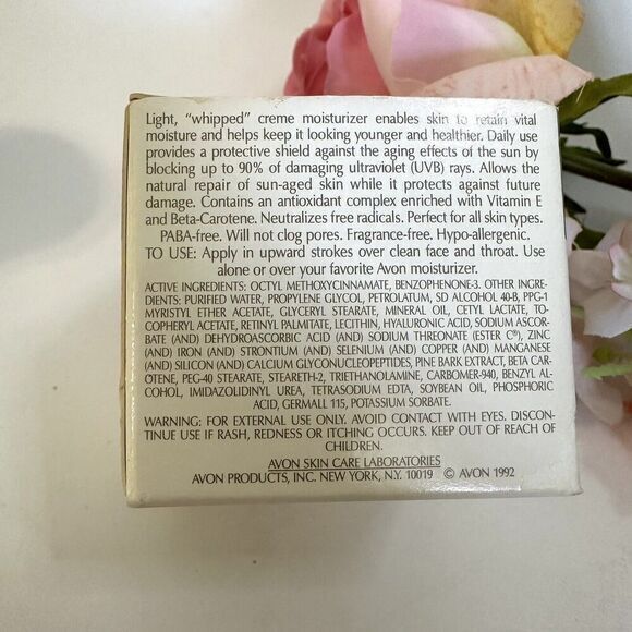 Vintage Avon Moisture Shield SPF 15 Cream 42g 1.5 OZ New In Box - Picture 4 of 4